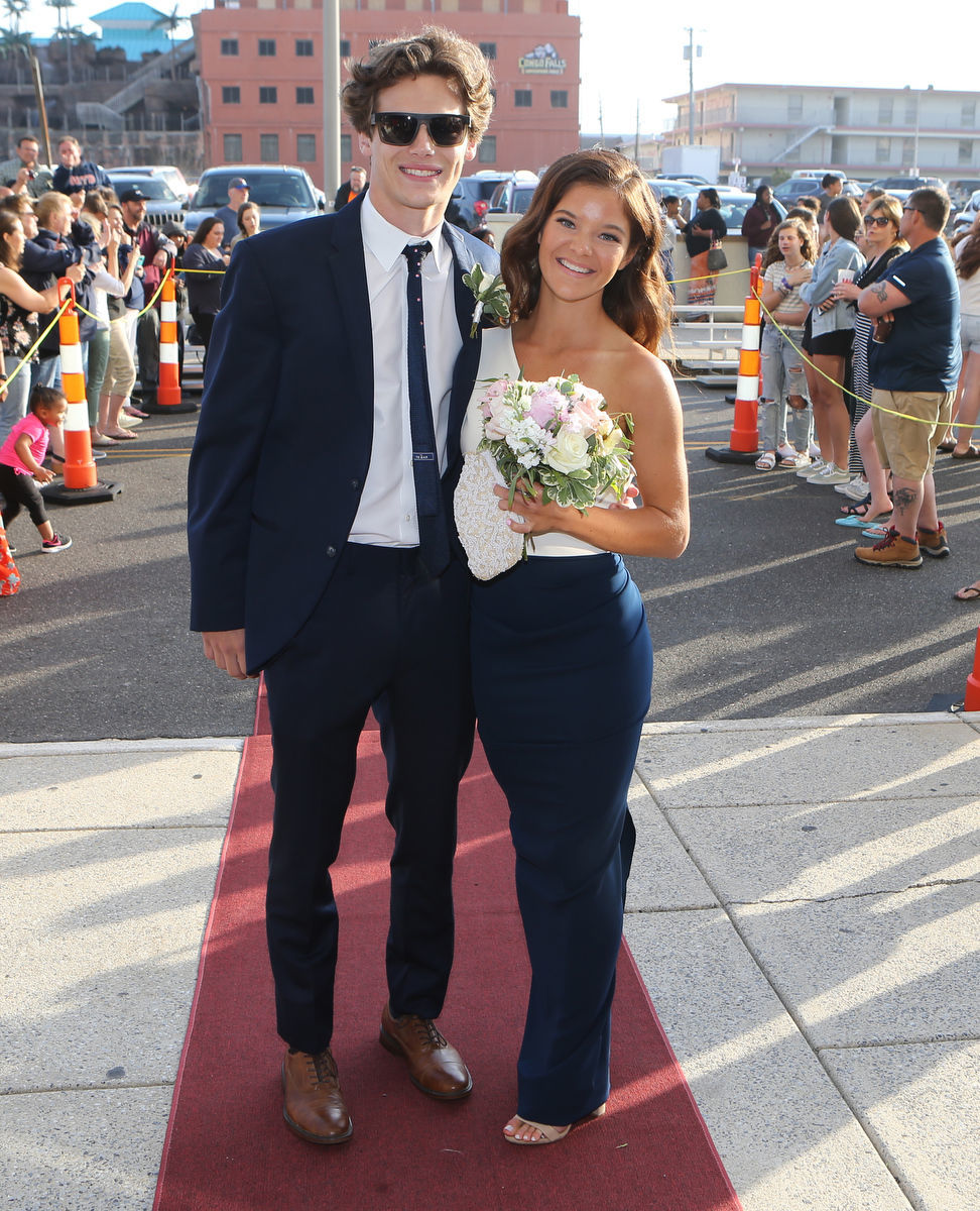 051819_gal_middletwp147.JPG
